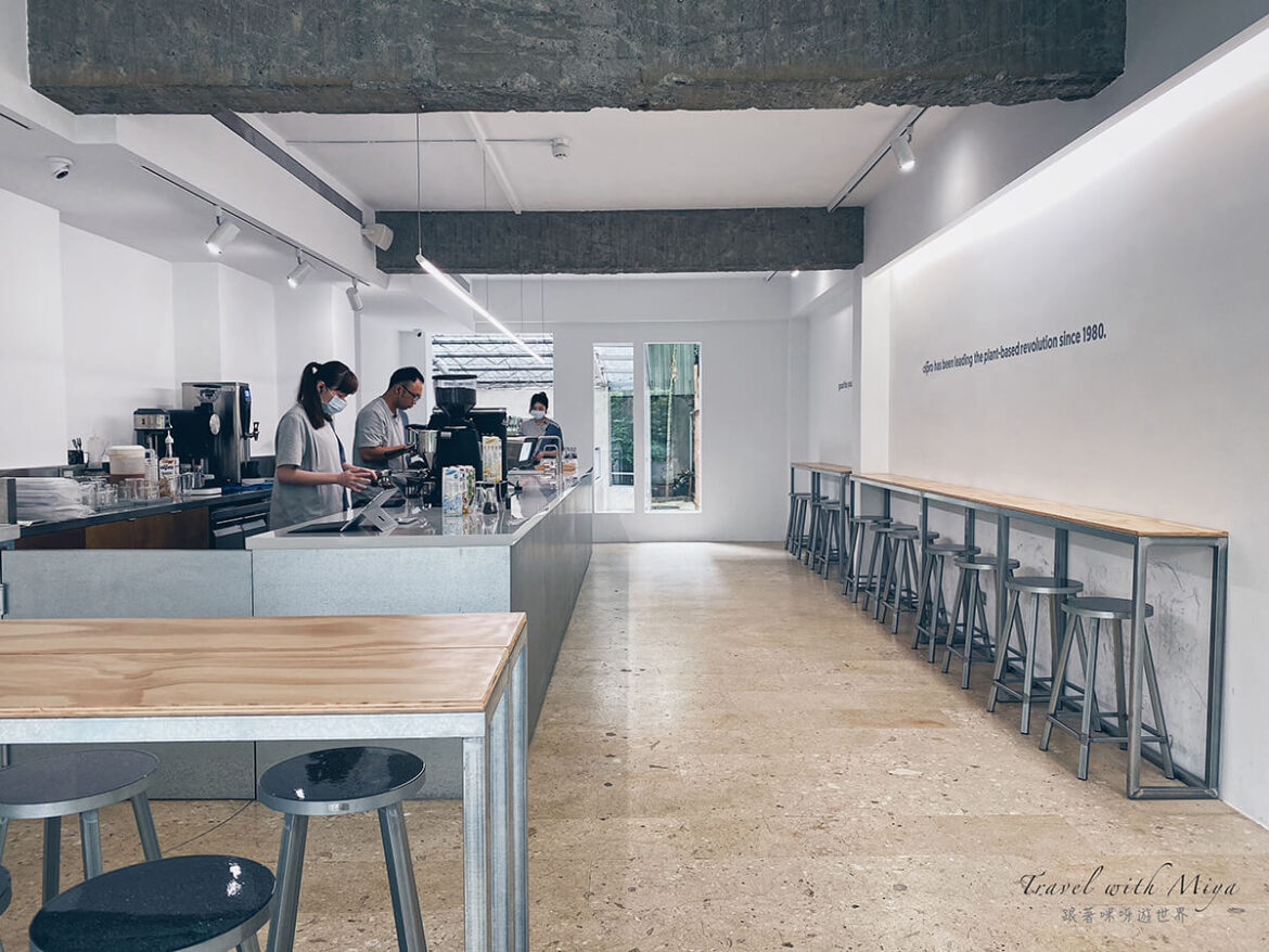 IN LAB 咖啡-店內