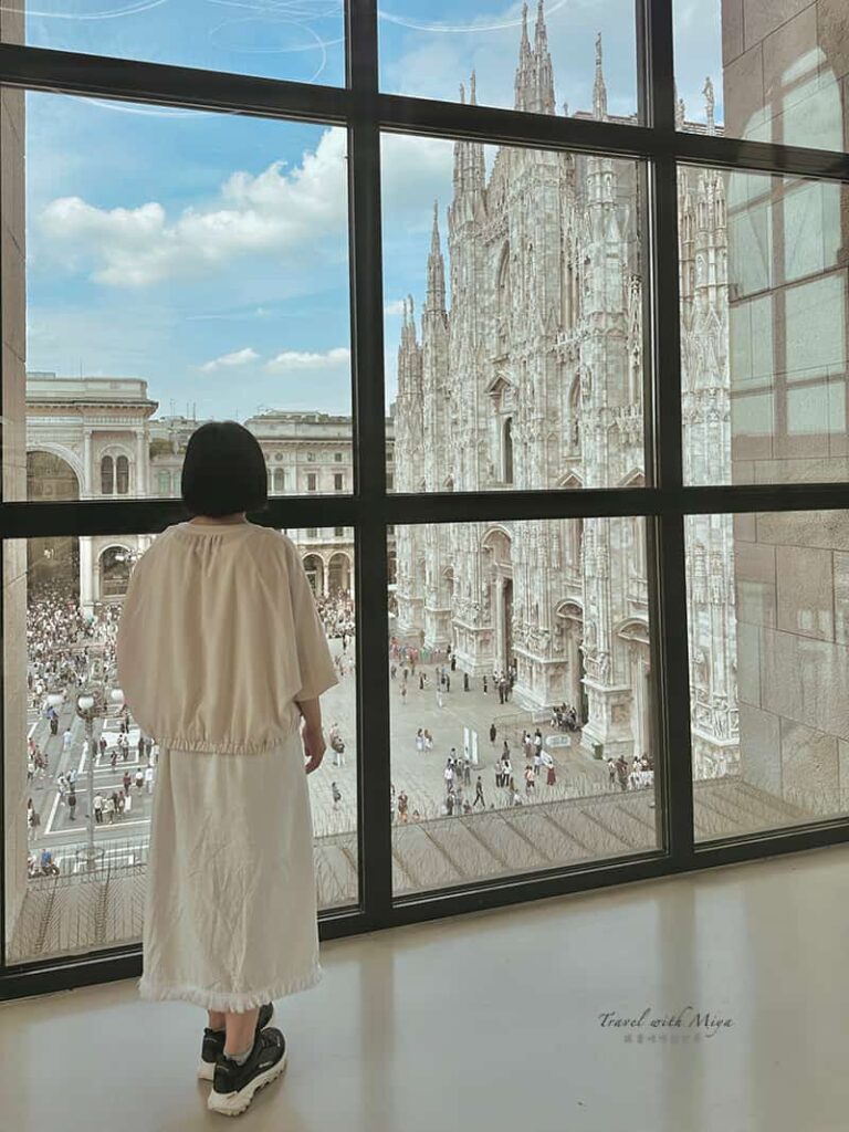 二十世紀博物館 Museo del Novecento 頂樓與米蘭大教堂合影
