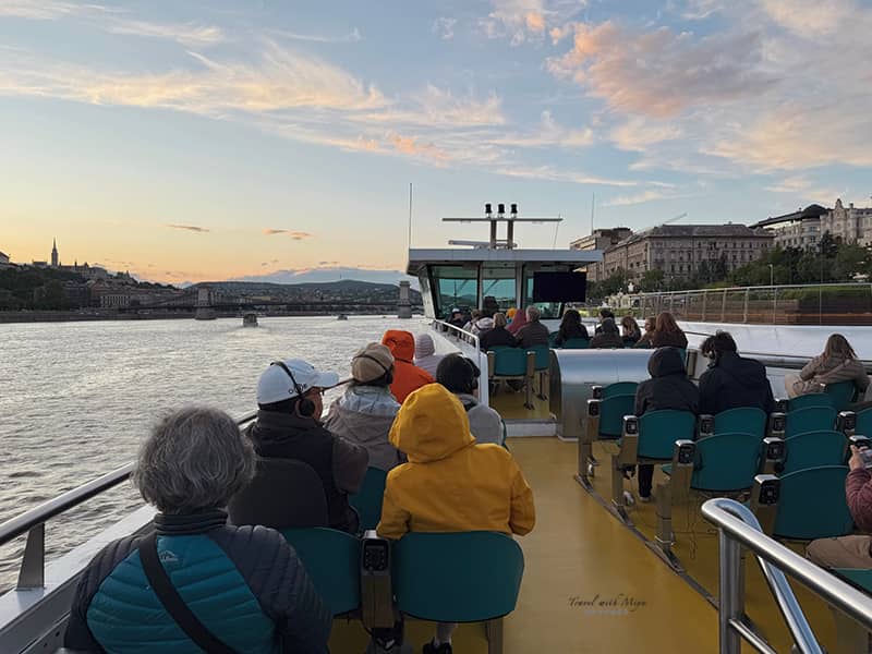 布達佩斯夜間遊船 - 傳奇城市遊輪 Legenda City Cruises 樓上戶外座位區