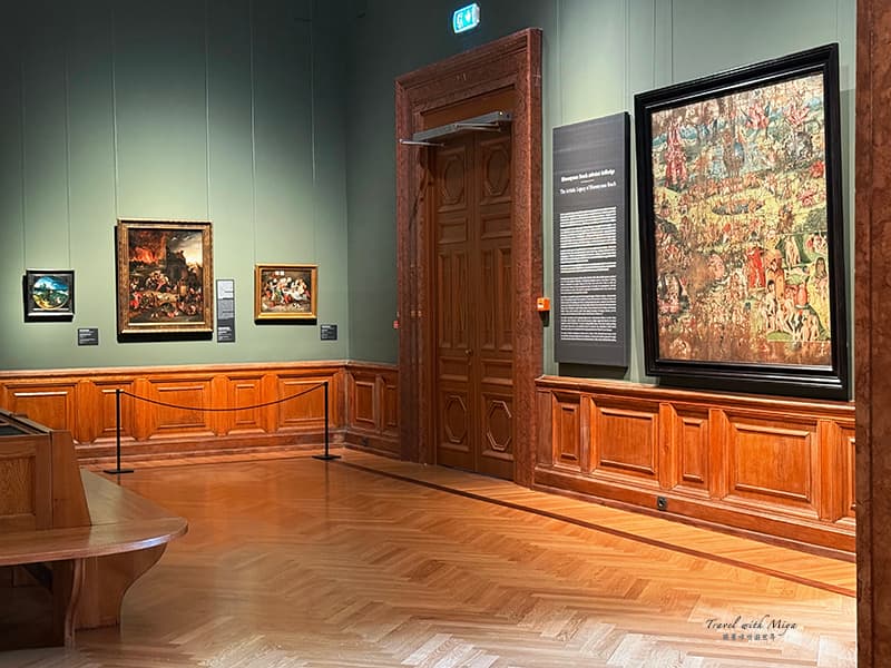 布達佩斯美術博物館綠色牆展覽空間