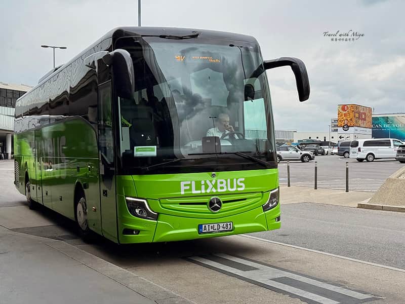 Flixbus 客運外觀