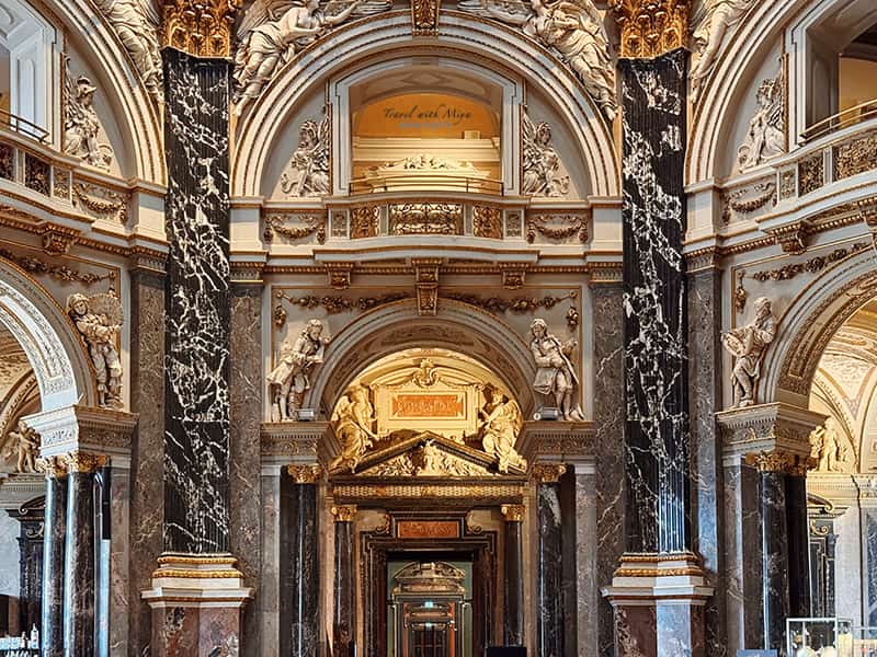 維也納藝術史博物館 Kunsthistorisches Museum Vienna 穹頂咖啡廳周圍牆面