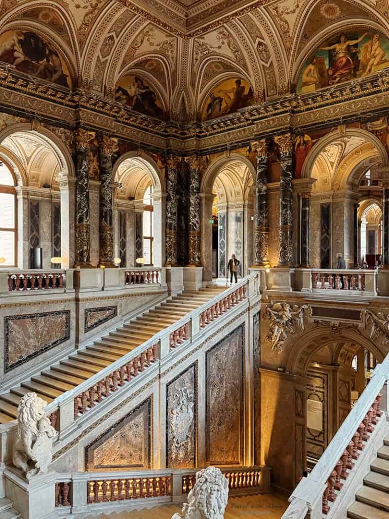 維也納藝術史博物館 Kunsthistorisches Museum Vienna 大理石階梯與繪畫