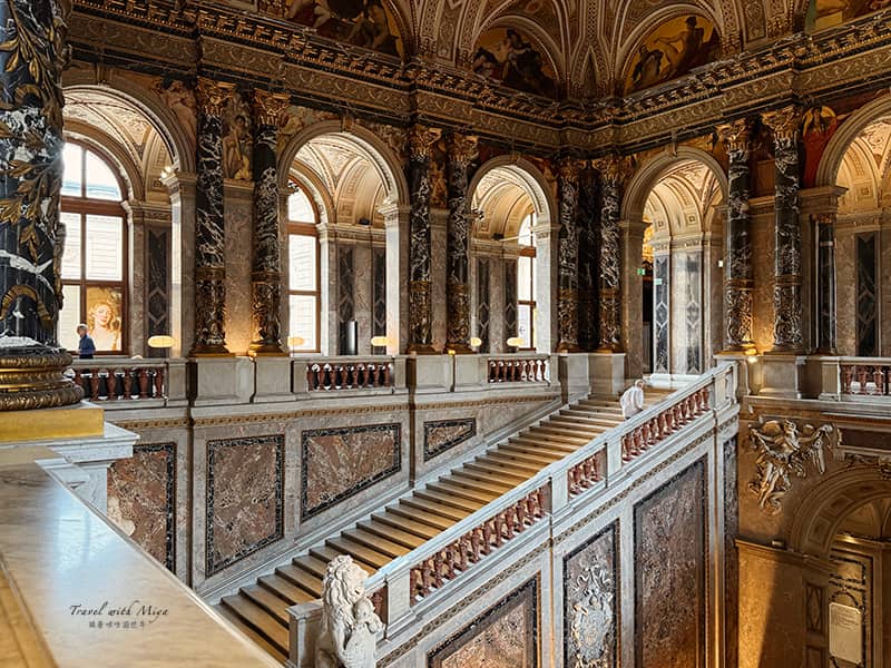 kunsthistorisches_museum-25 維也納藝術史博物館 Kunsthistorisches Museum Vienna 大廳大理石樓梯全景
