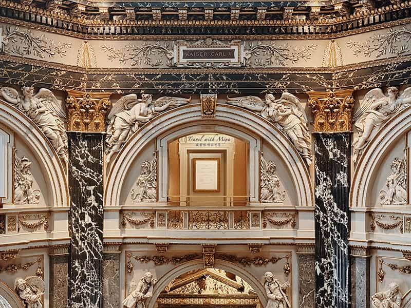 維也納藝術史博物館 Kunsthistorisches Museum Vienna 穹頂咖啡廳上方樓層牆面