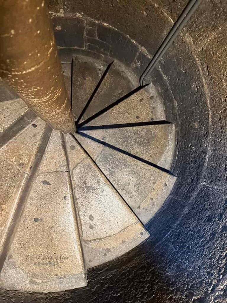 維也納聖史蒂芬大教堂南塔旋轉樓梯