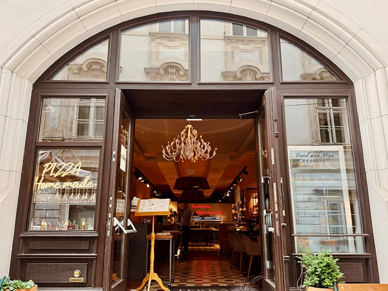 維也納聖安妮教堂旁冰淇淋店Ferrari Gelato