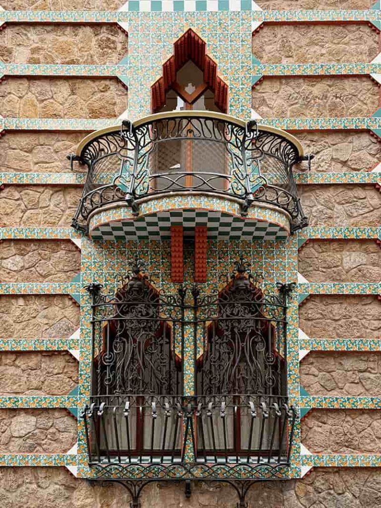巴塞隆納維森斯之家 Casa Vicens 外牆鐵花窗