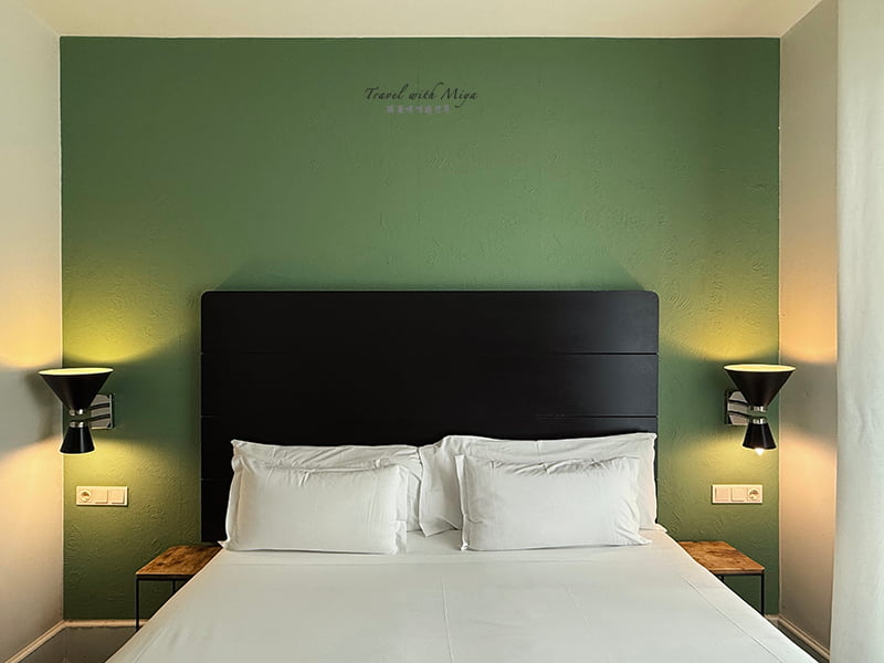 Praktik Garden 花園飯店雙床房床鋪