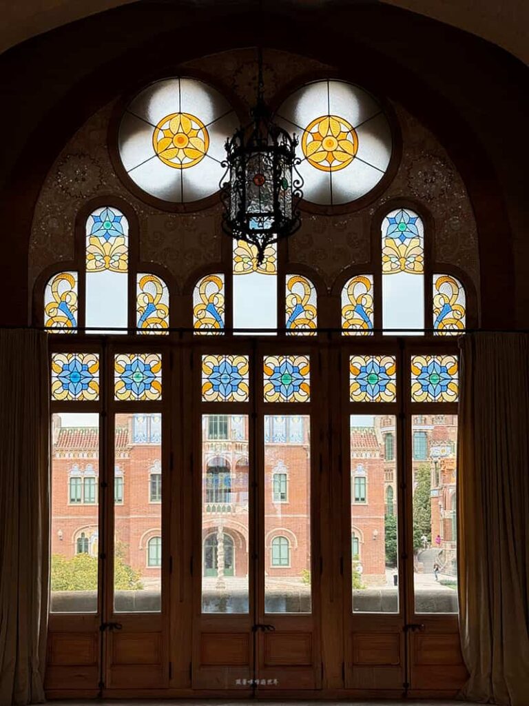 聖十字聖保羅醫院-行政廳二樓彩繪玻璃窗