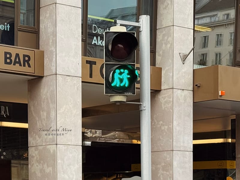 維也納特有情侶紅綠燈