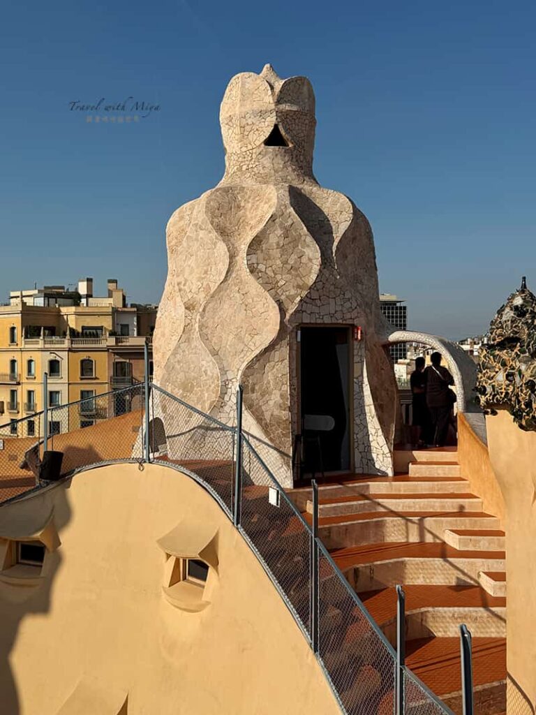 米拉之家屋頂露台的樓梯井 badalots