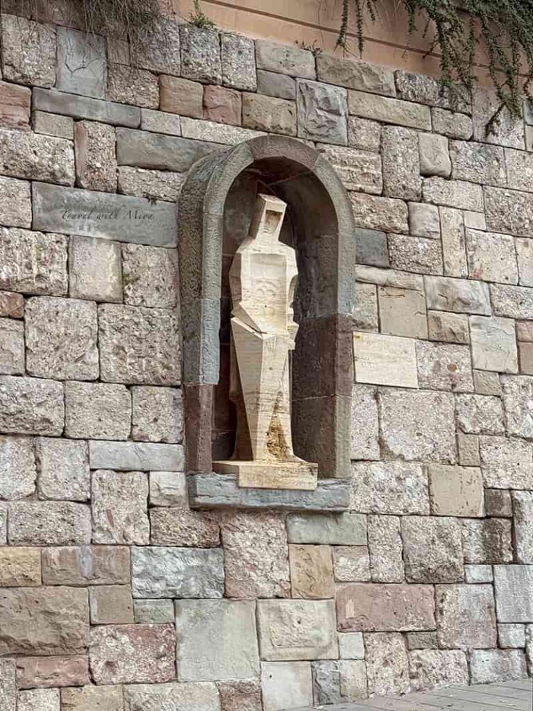 蒙塞拉特山 Montserrat 聖喬治雕像 Statue of Saint George