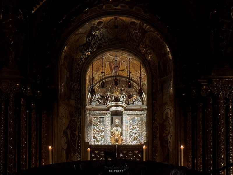 蒙塞拉特修道院黑面聖母雕像