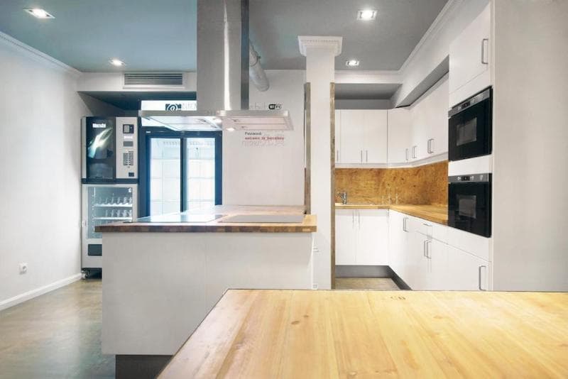 Black-Swan-Hostel-Barcelona 住宿公共廚房