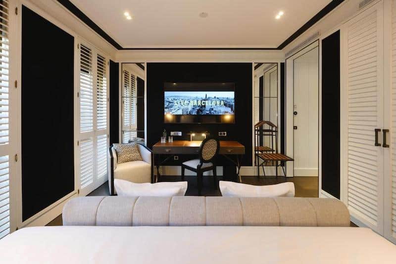 Seventy Barcelona 電視沙發區