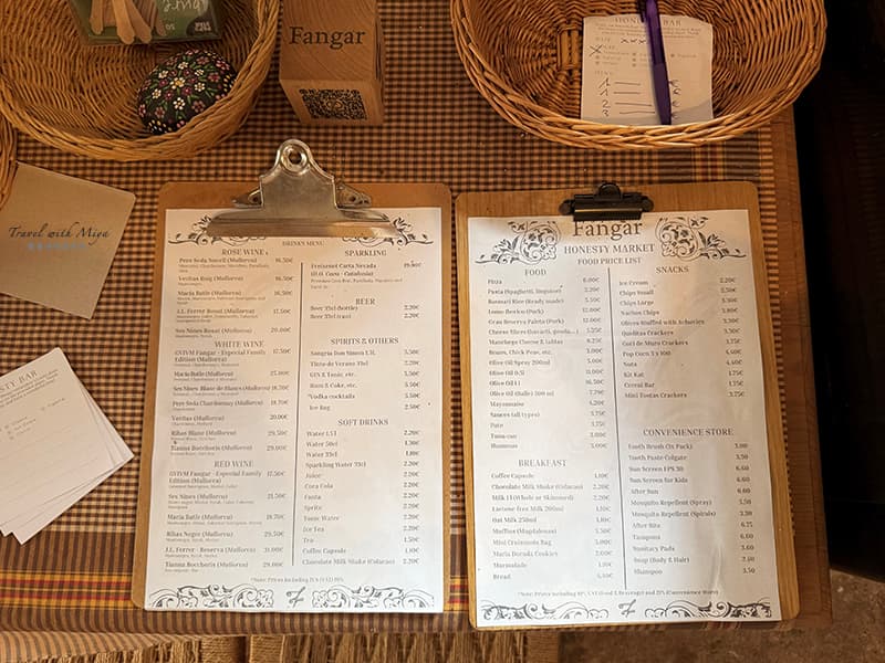 馬略卡島住宿Fangar Agroturismo 內的誠實商店目錄