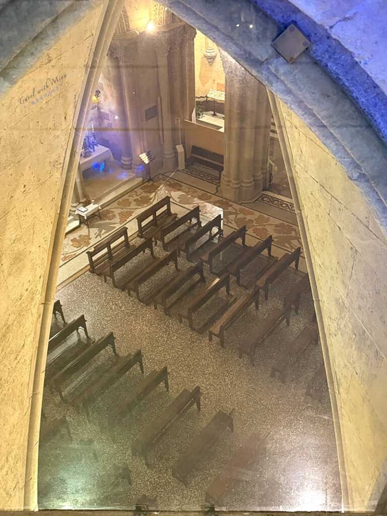 聖家堂的地下聖堂