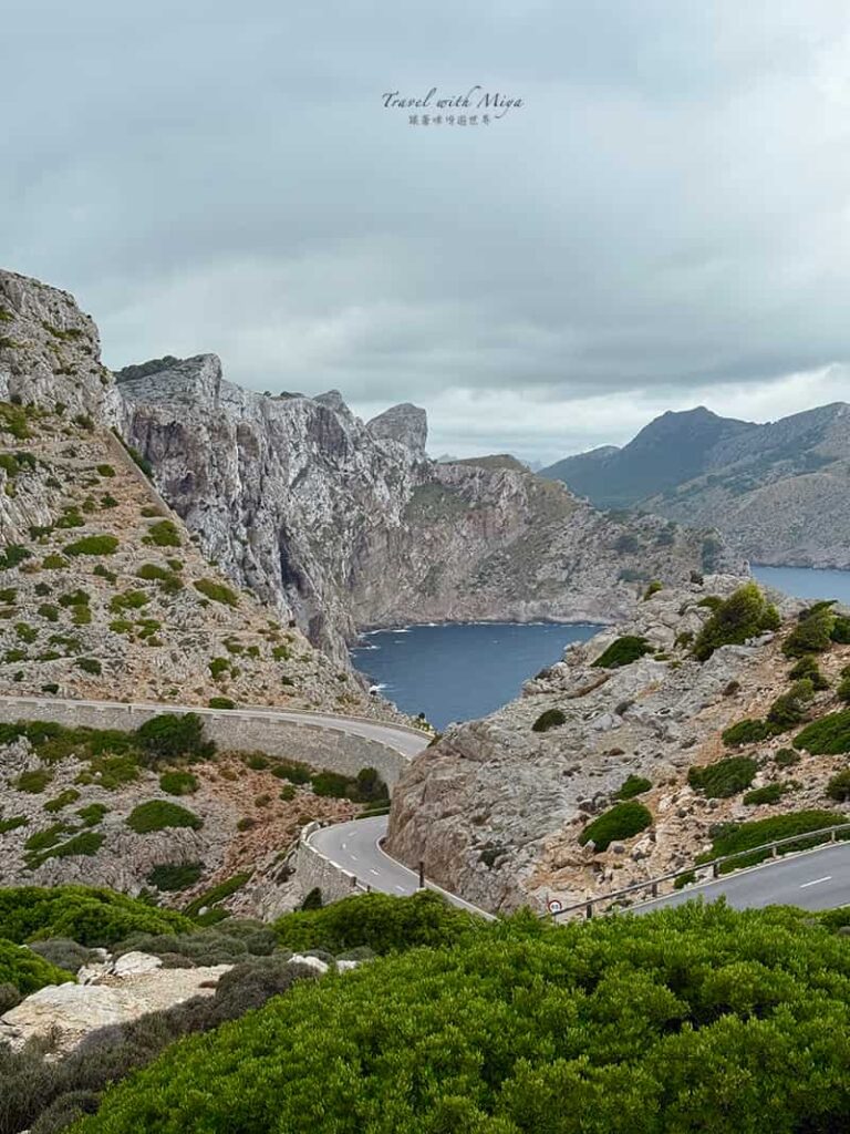 福門托爾海角 Far de Formentor 蜿蜒公路和海景