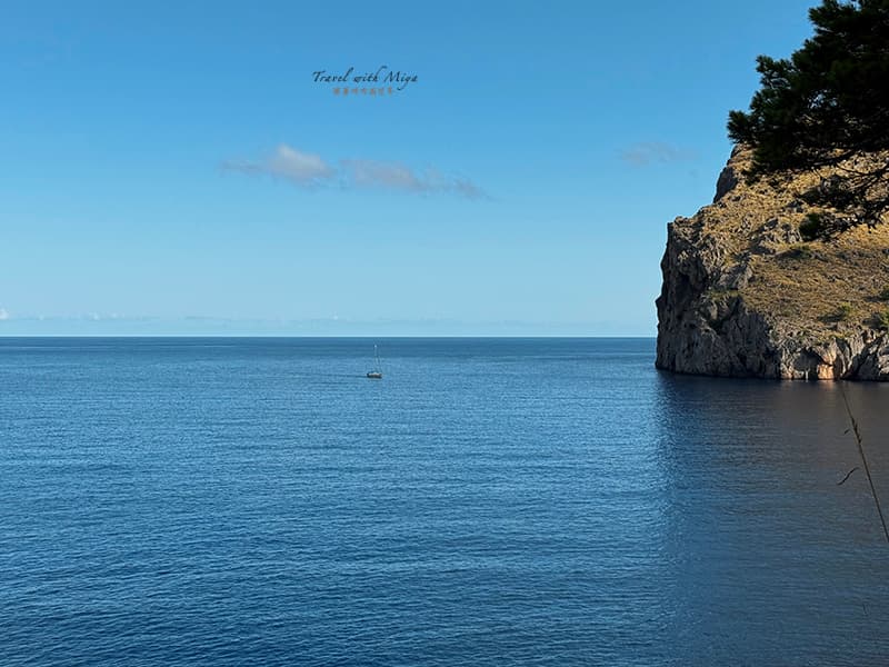海天一線景色與岩石