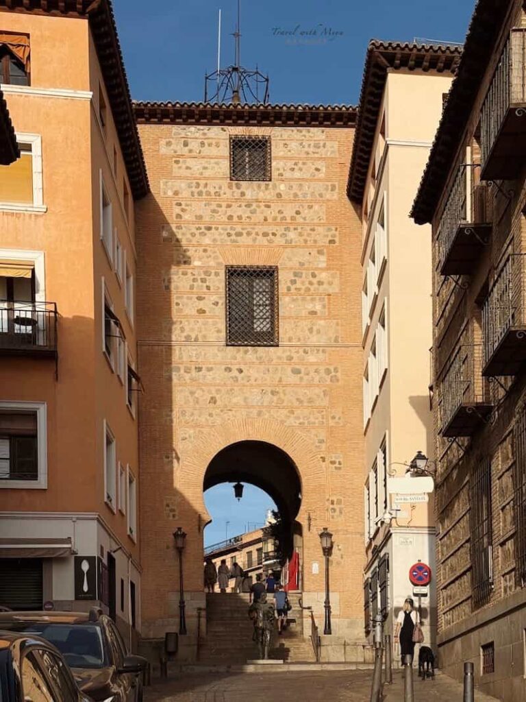 托雷多聖血拱門 Arco de la Sangre