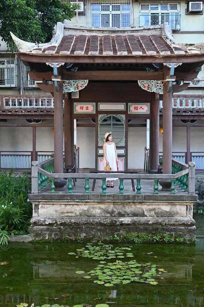 板橋林家花園方鑑齋戲亭